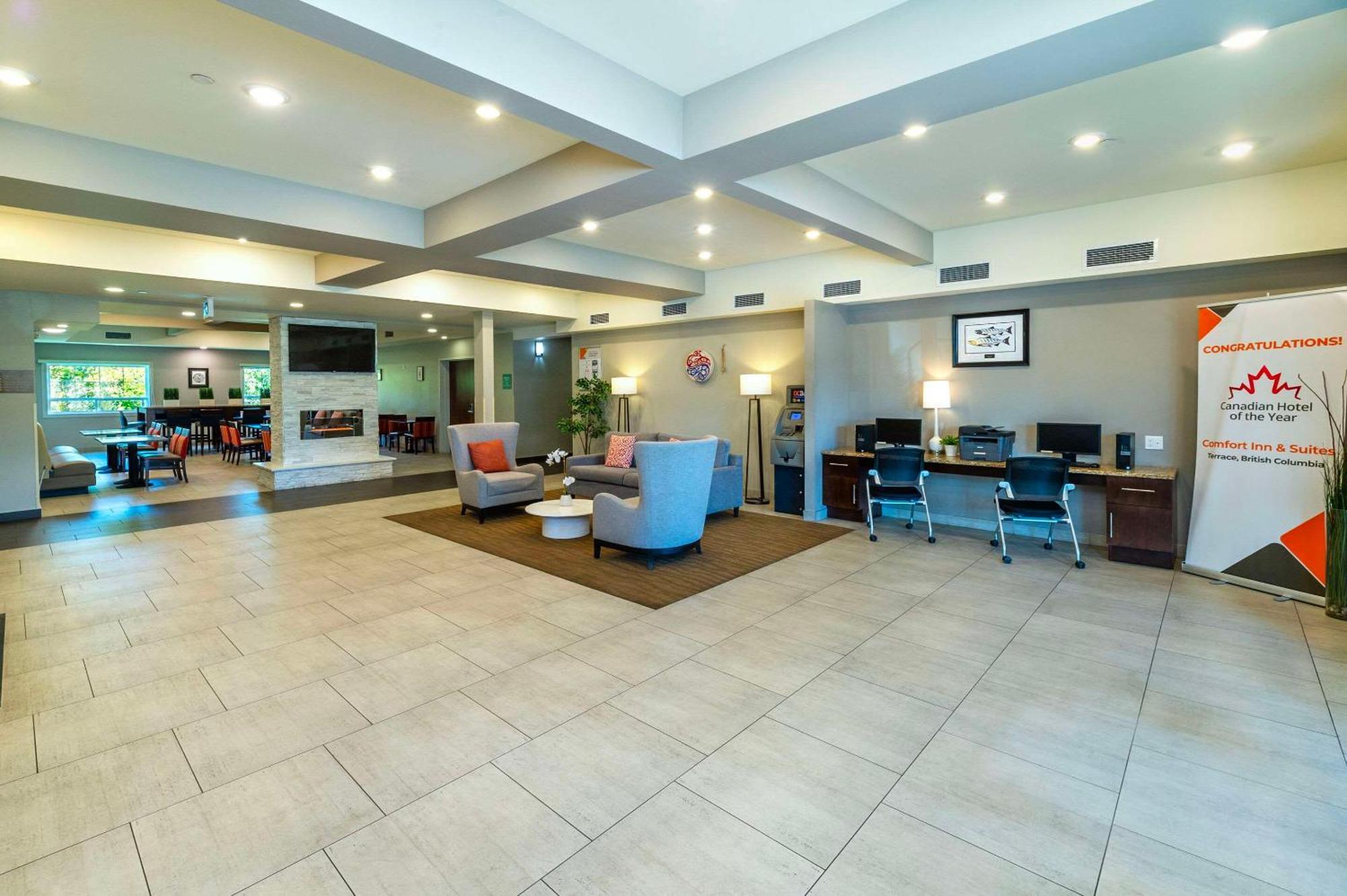 Comfort Inn & Suites Тірейс Екстер'єр фото