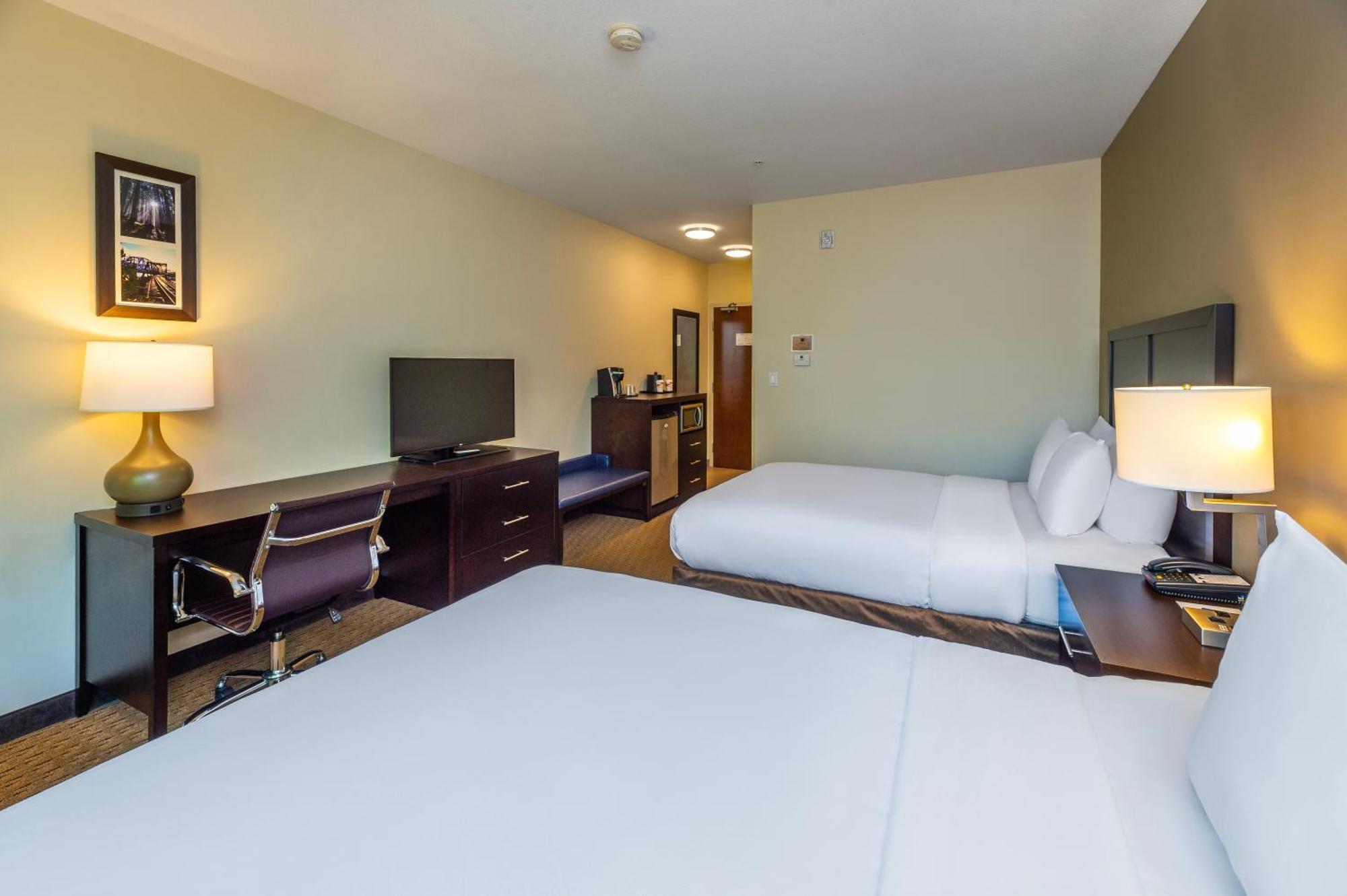 Comfort Inn & Suites Тірейс Екстер'єр фото
